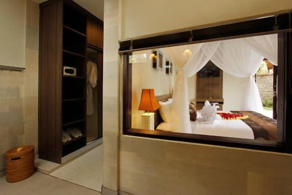 Griya Shanti Villas & Spa 49/50