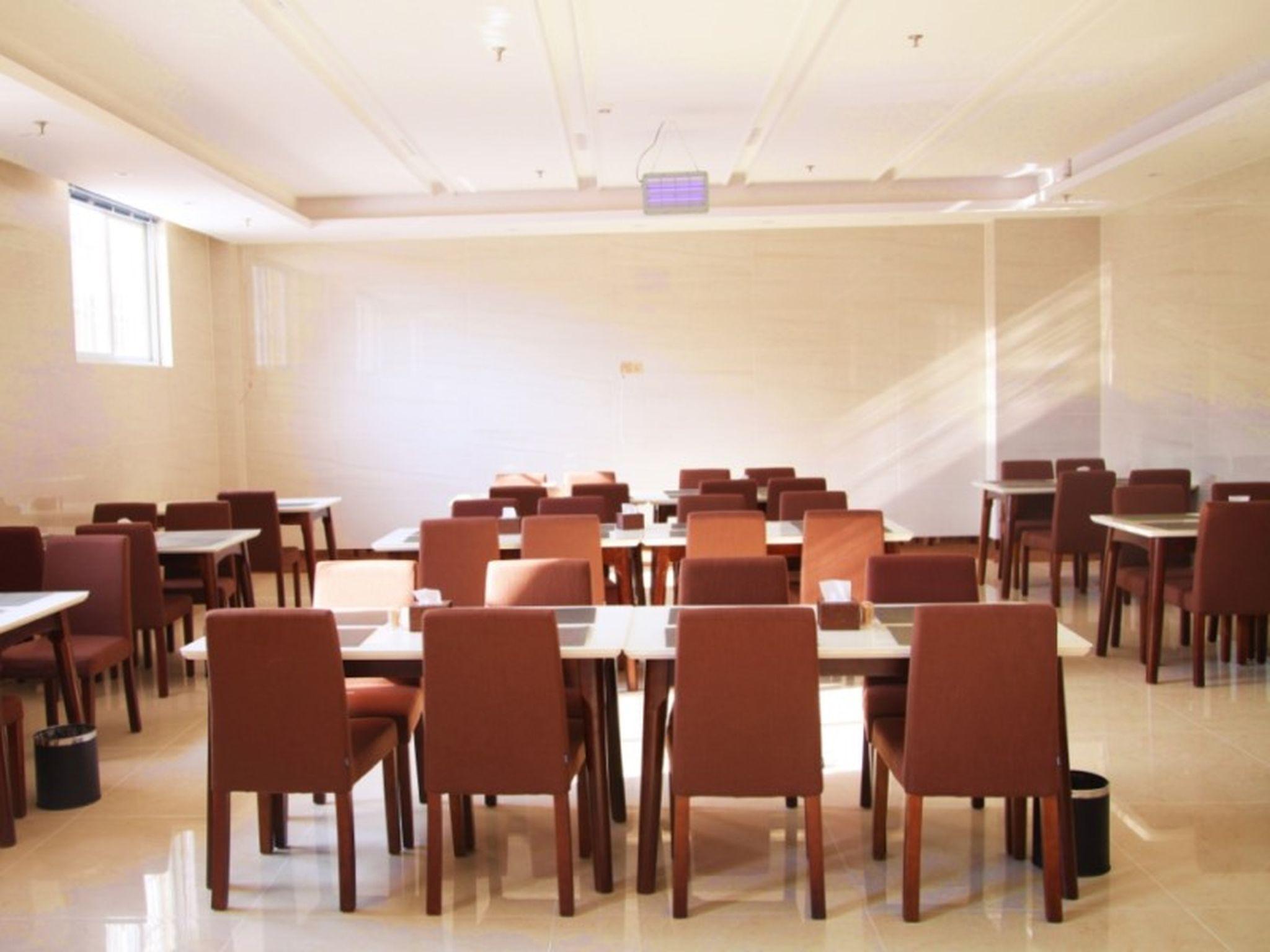 GreenTree Inn Heze Danxian Shangmaocheng Business Branch 38/46