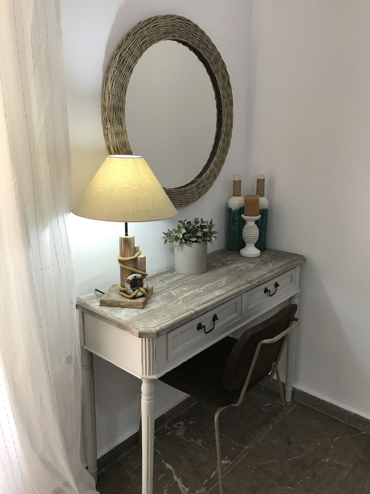 Aloe Luxury Apartments And Suites 20/50