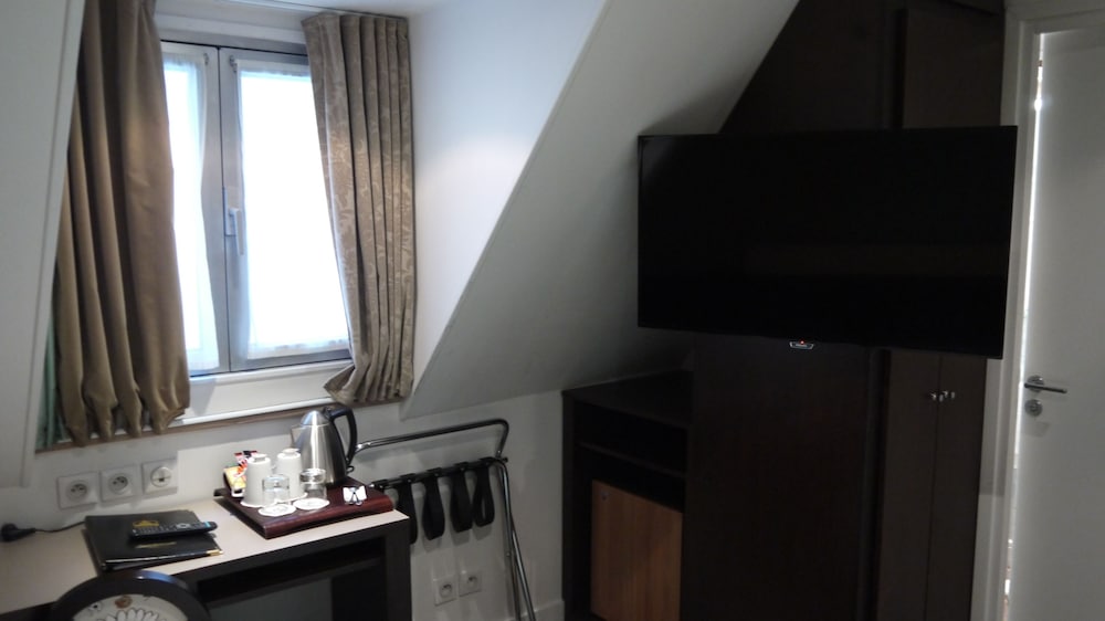 Hotel Star Champs Elysees 30/47