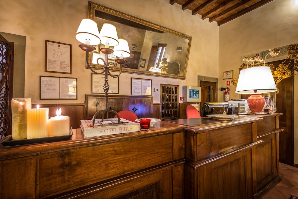 Hotel Marios 54/56