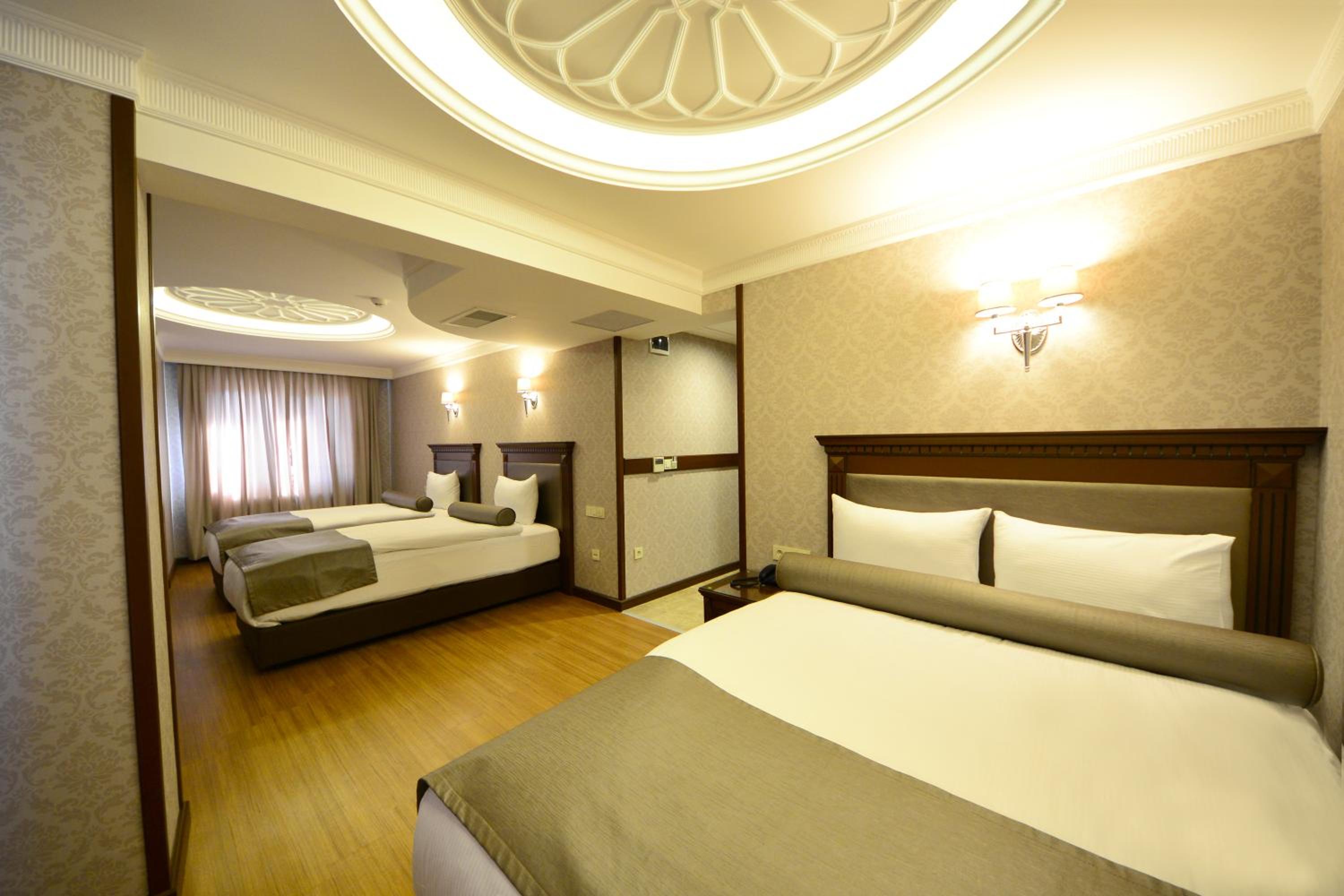 غرفة ثلاثية، Grand Bazaar Hotel 3/10