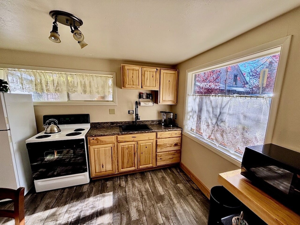 The Bidwell House 3/50