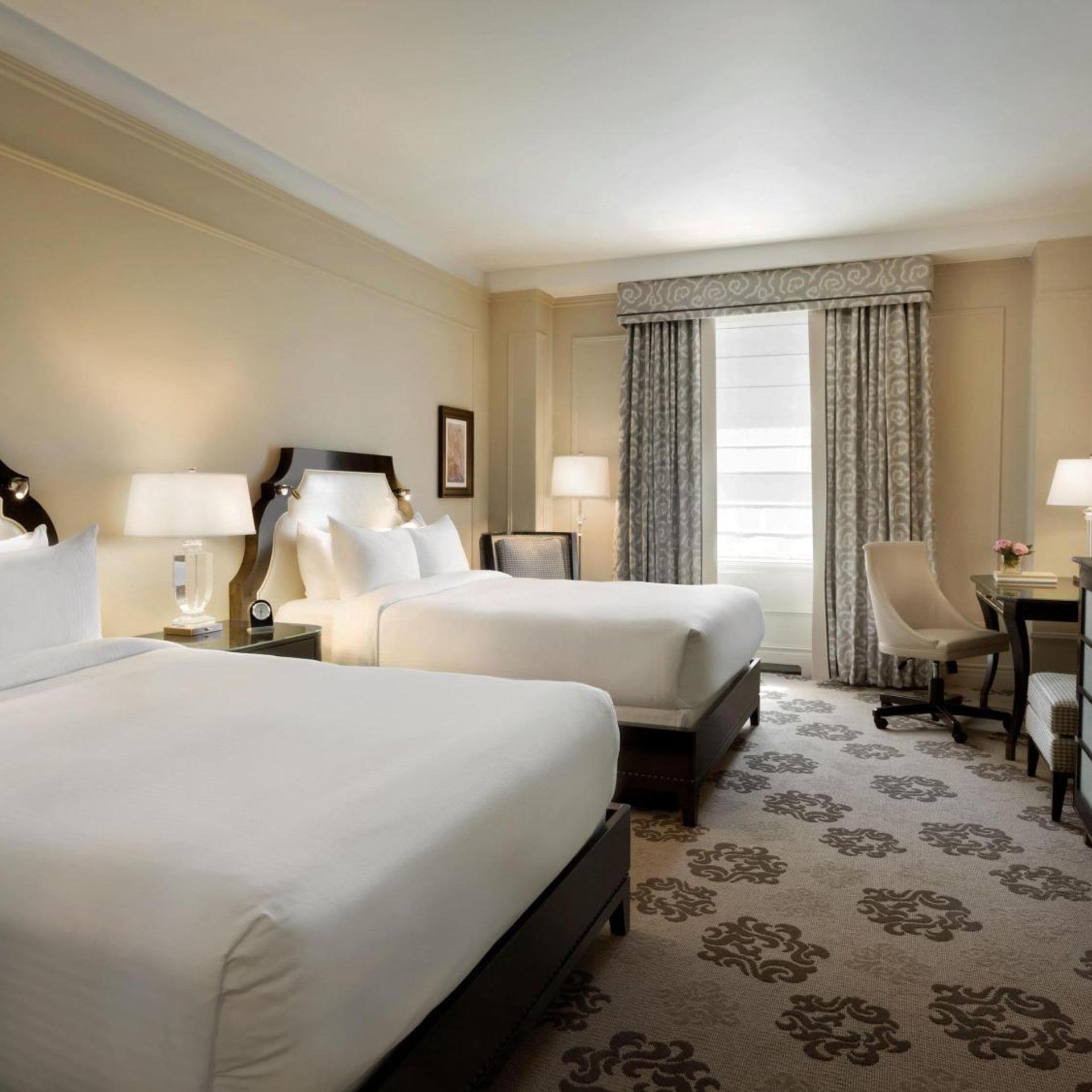 Fairmont, King Bed, 2 Queen Beds