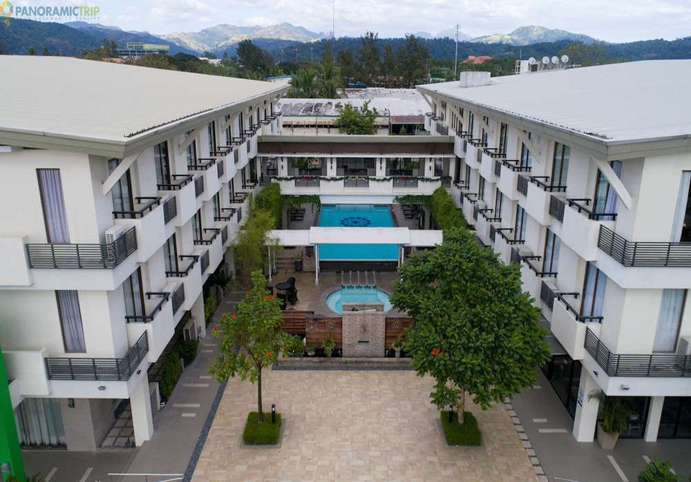 Mansion Garden Hotel 64/73