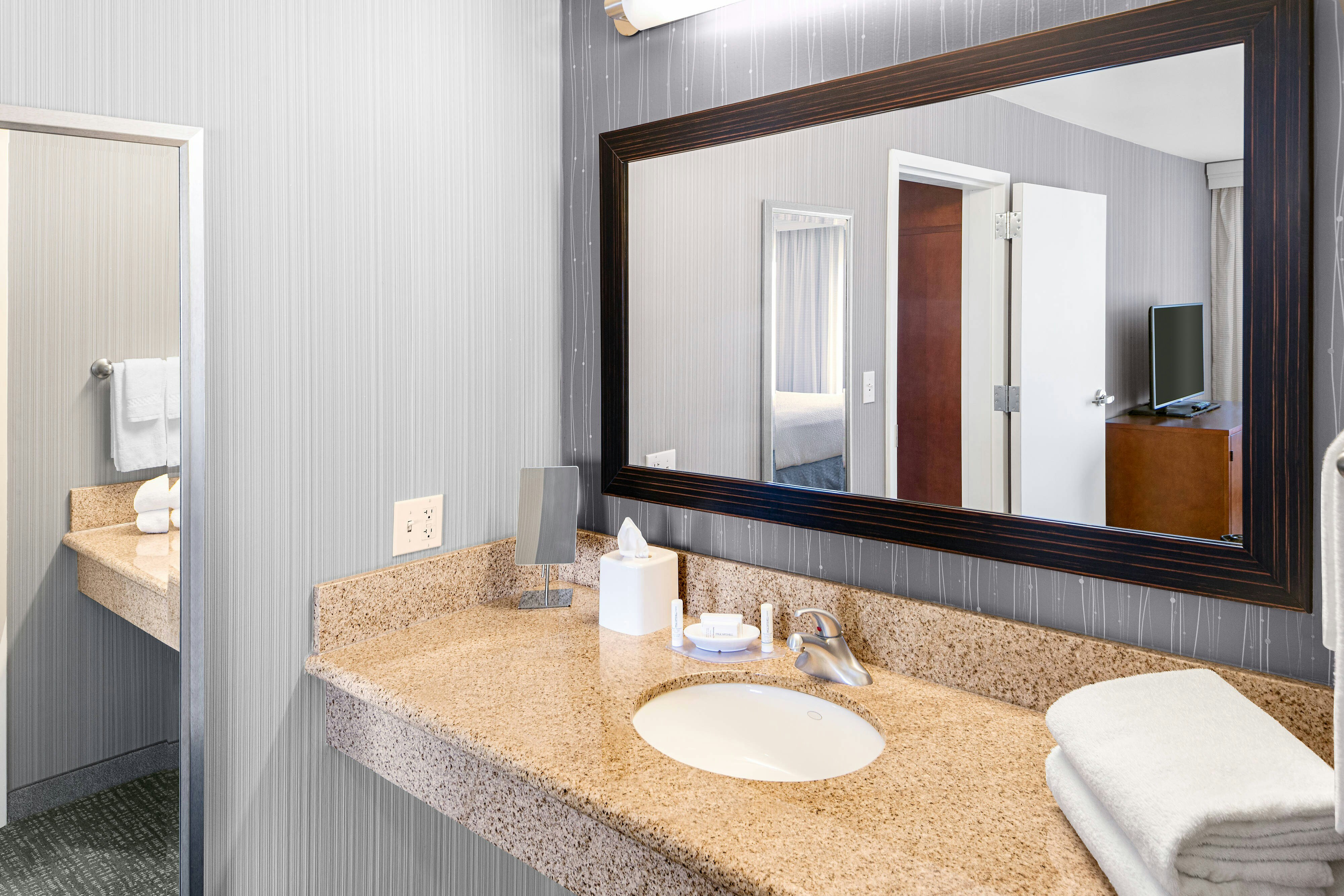 Fairfield Inn Charlotte Northlake 10/10