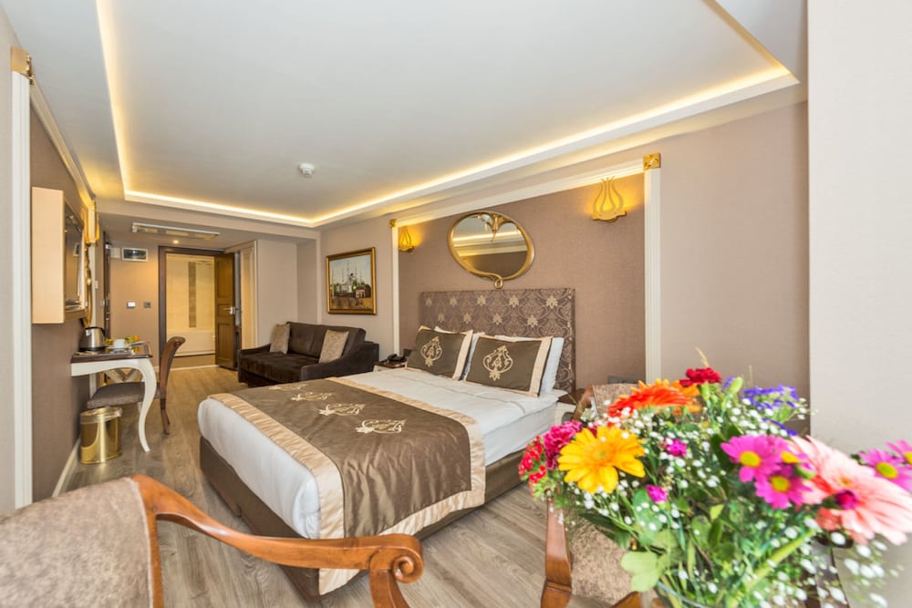 Hotel The Pera Hill 27/72