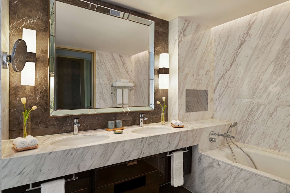 Midtown Shangri-La Hangzhou 45/45