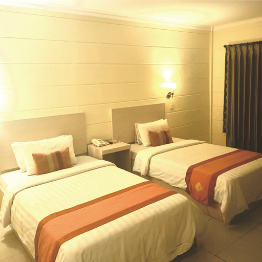 Standard, Twin Beds, Side Wing, Smoking