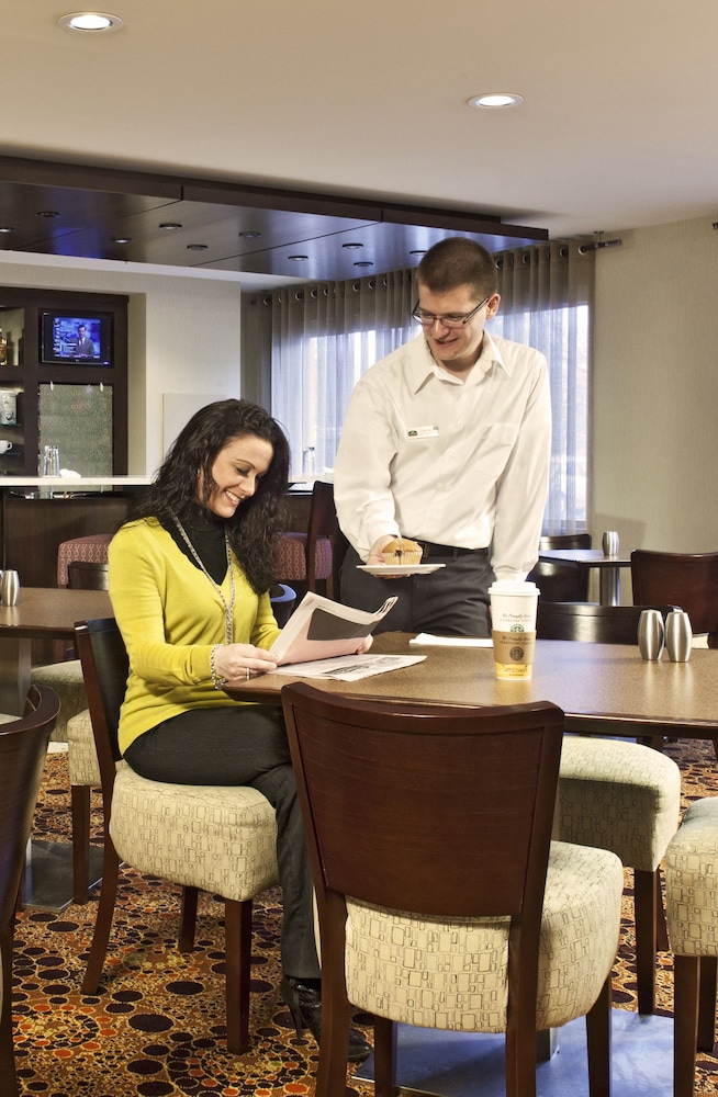 Courtyard By Marriott Newburgh Stewart Airport 35/41
