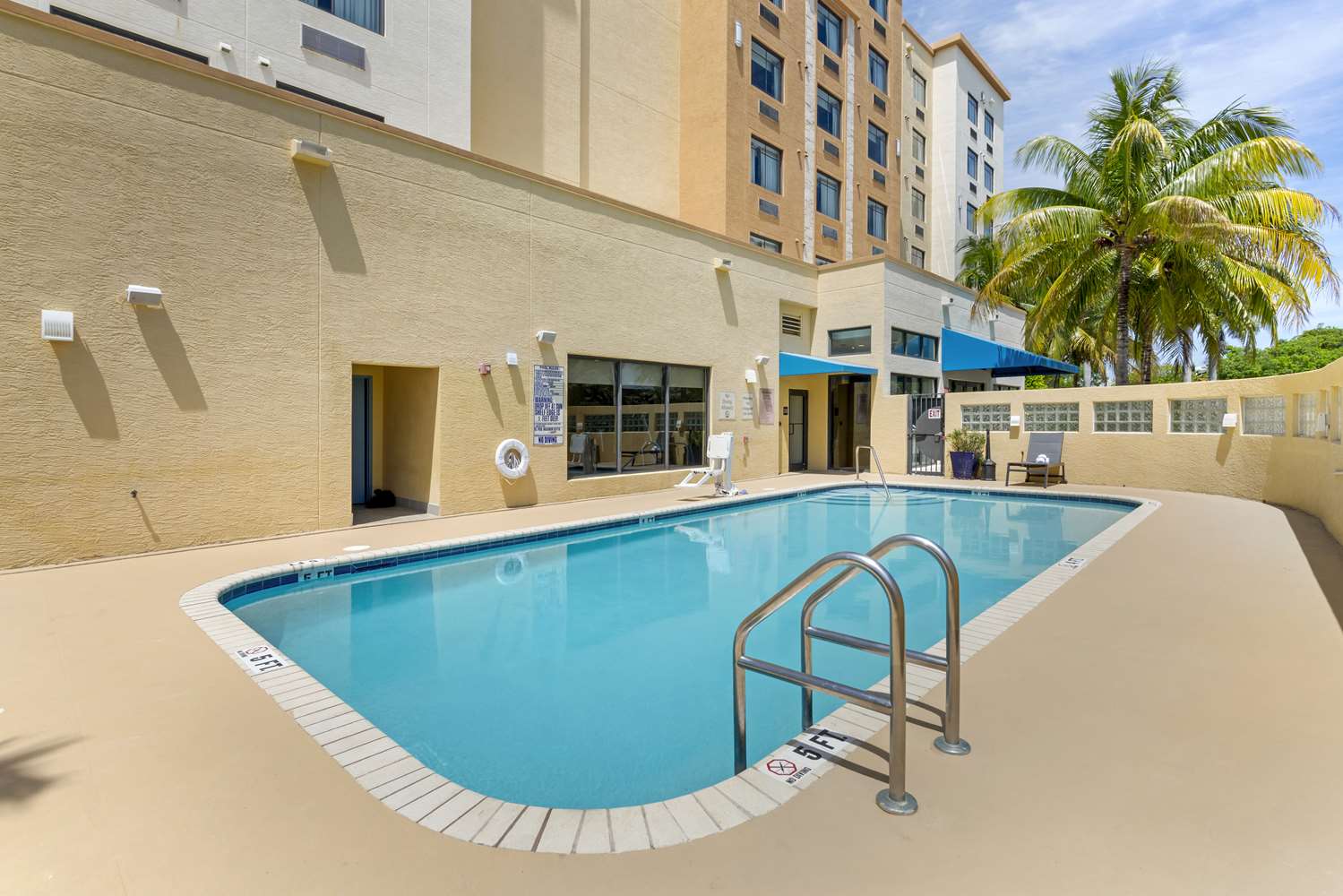Best Western Plus Miami Executive Airport Hotel & Suites 27/27