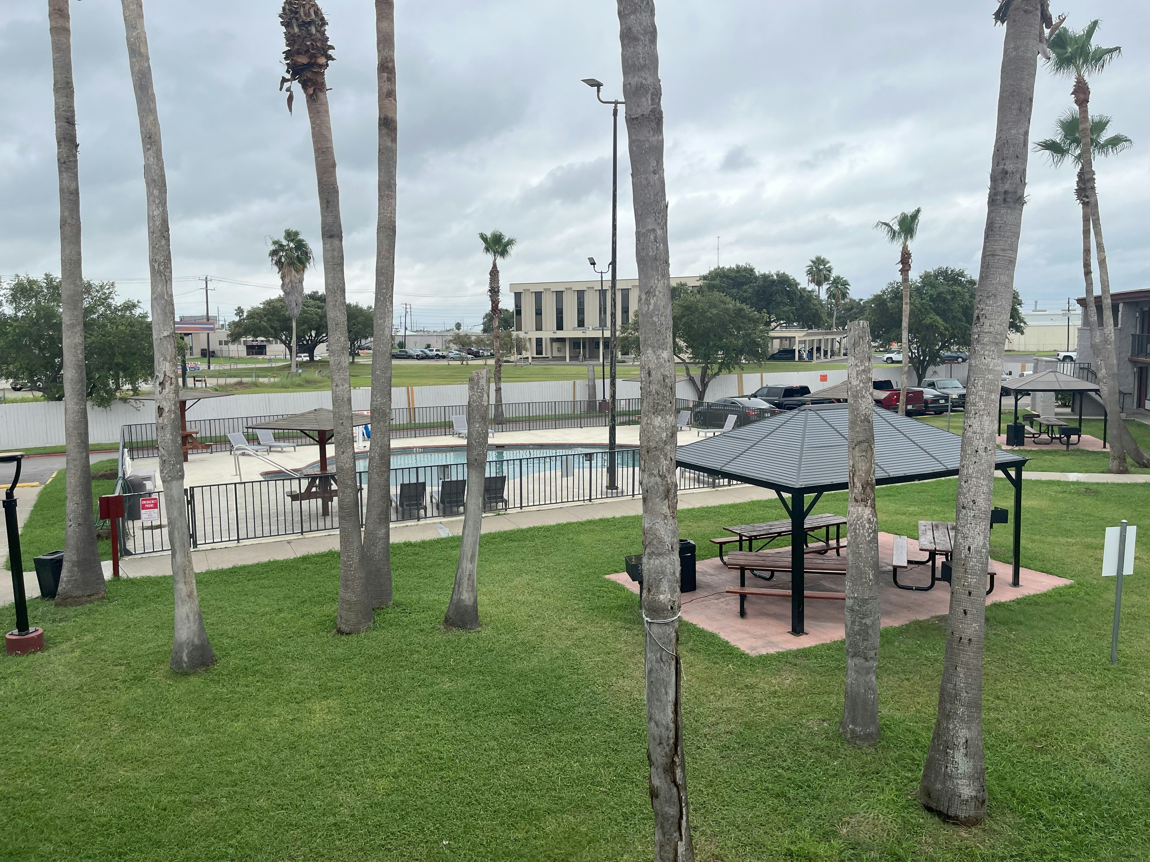 Red Roof Inn Corpus Christi North - Near Downtown 16/18