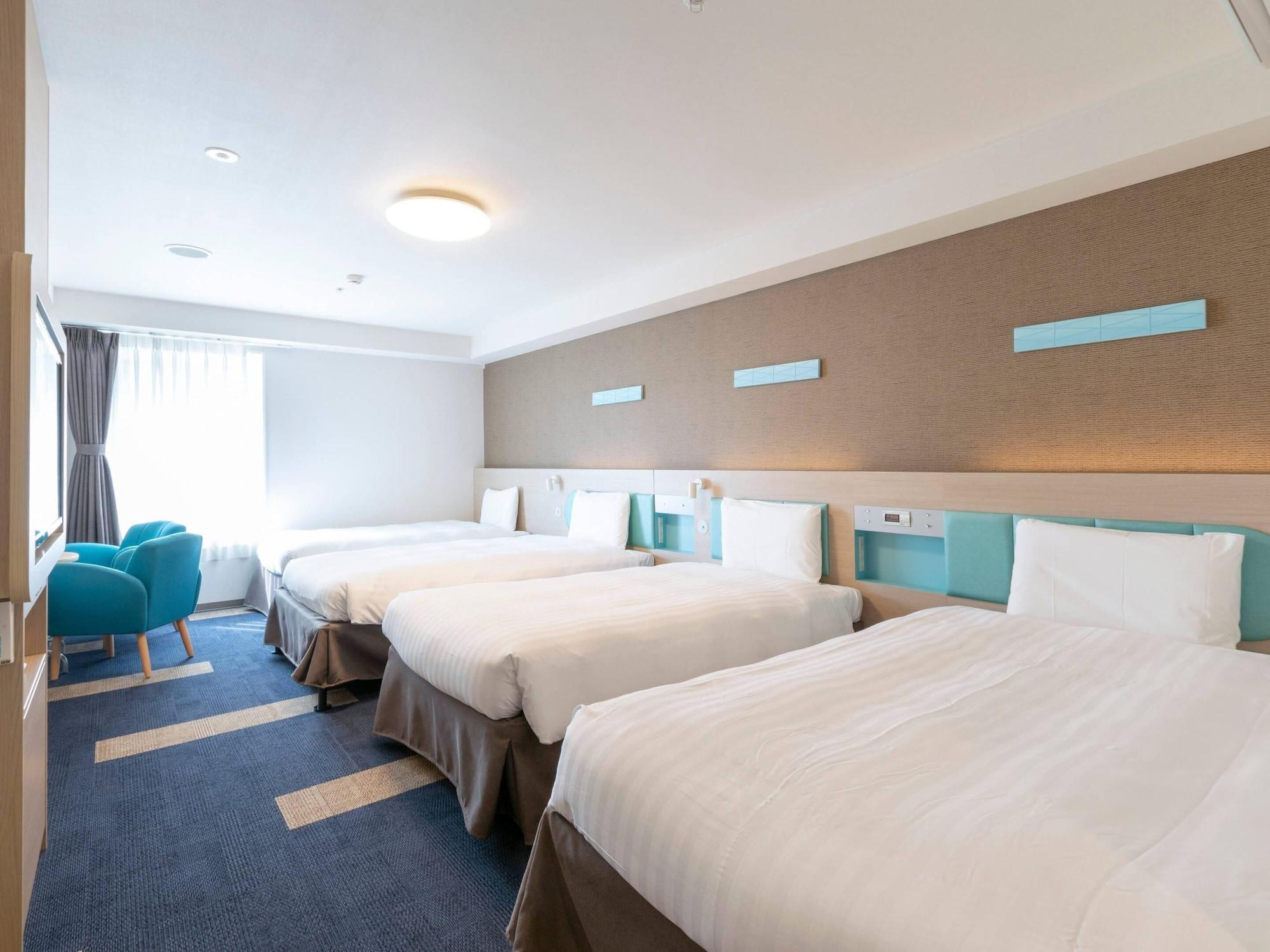 Room, Multiple Beds