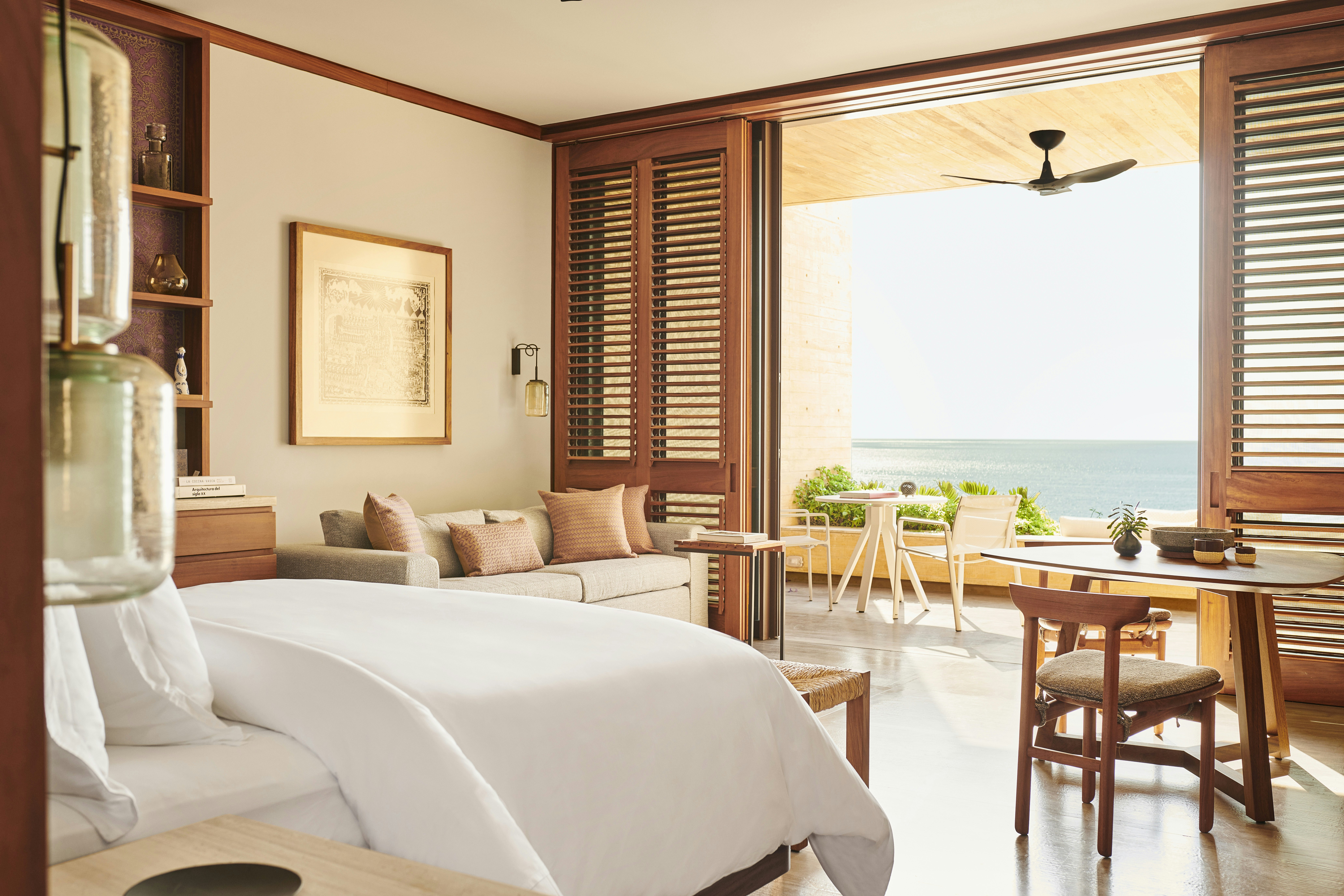 Room, King Bed, Beach Front