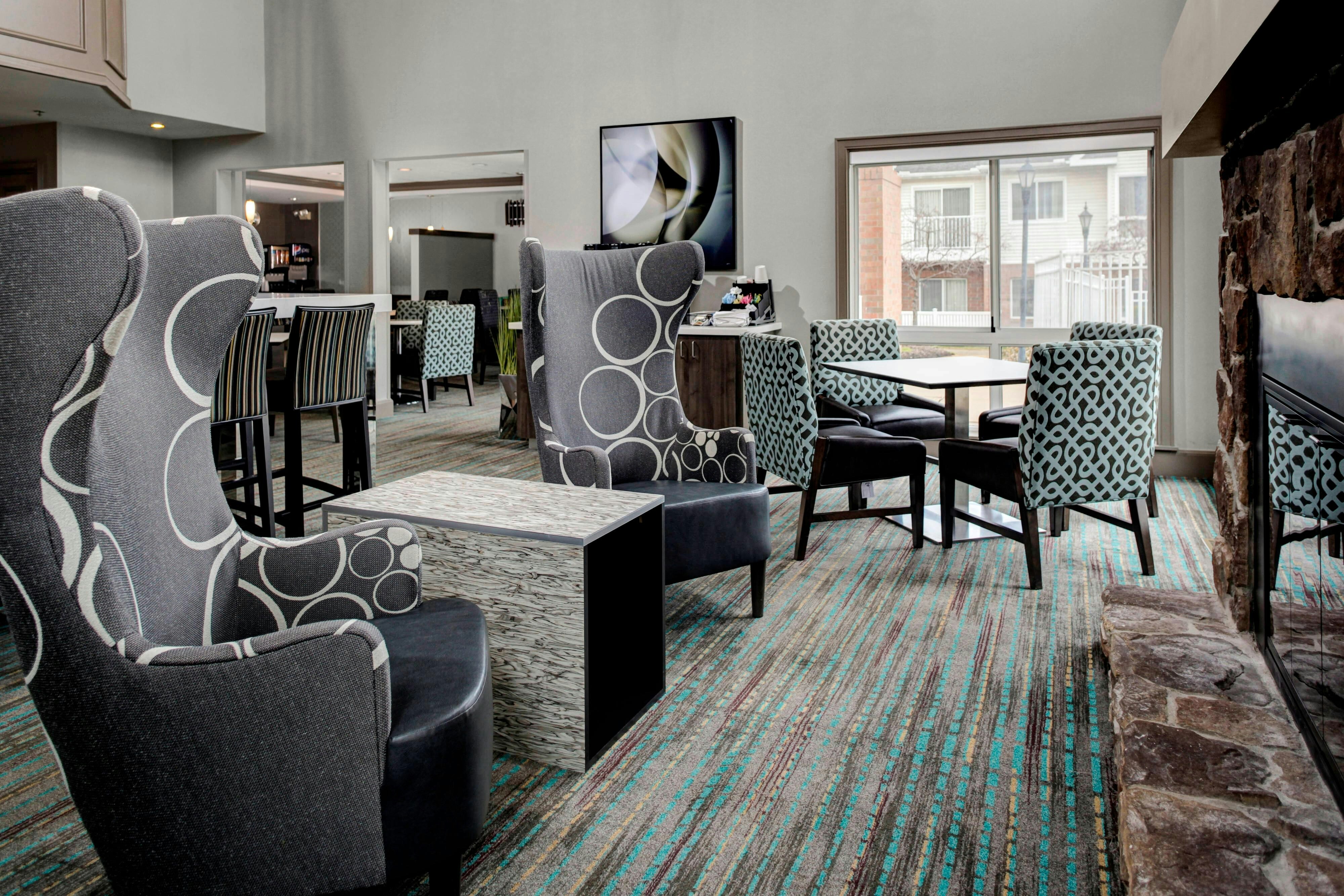 Residence Inn Cleveland Independence 28/33