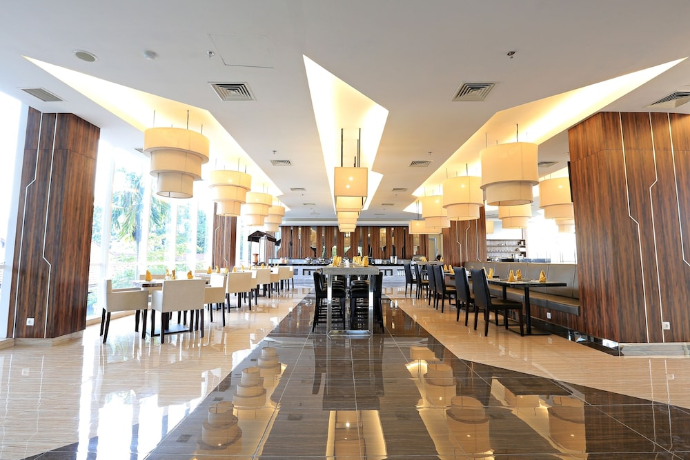 Luminor Hotel Jambi 46/51