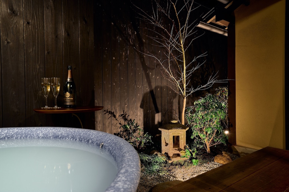 Kyoto Machiya Fukune 50/50