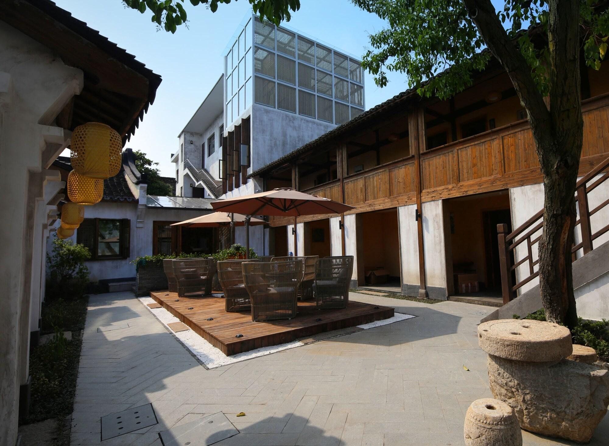Tongxiang Wuzhen Yuexiang Inn 44/50