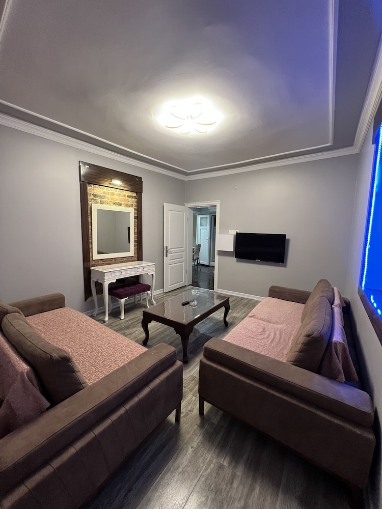 Taksim Cmlm Apart 29/50