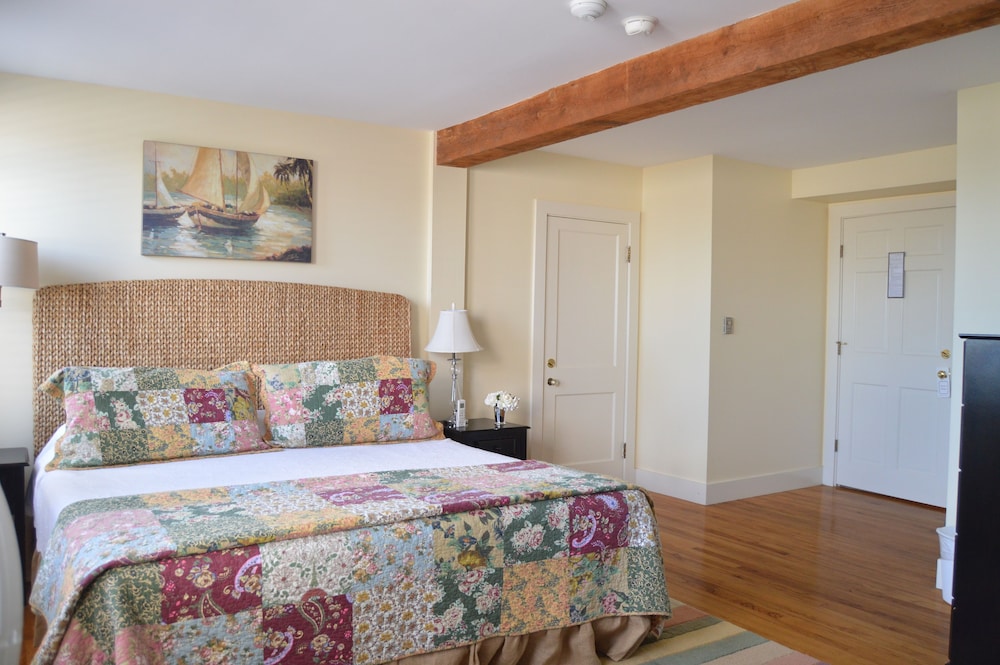 Newagen Seaside Inn 10/71