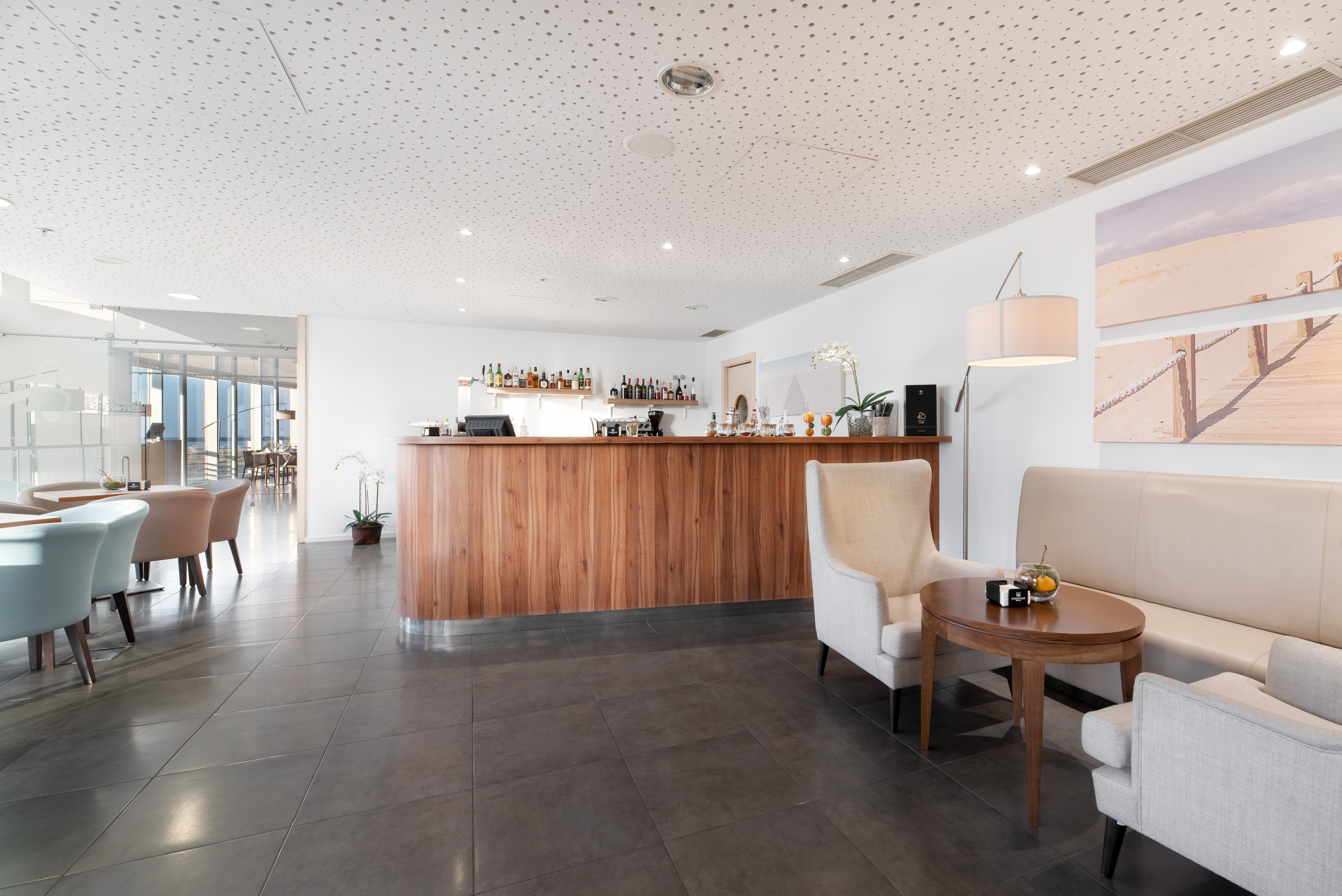 Eurostars Oasis Plaza 6/50
