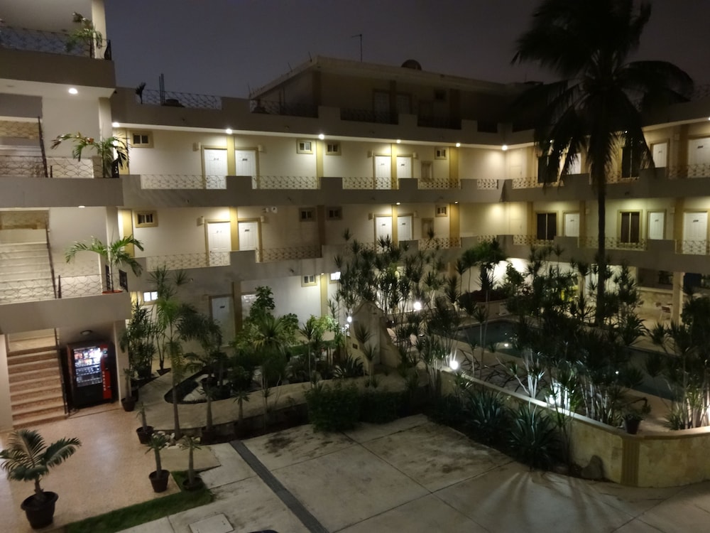 Hotel Mediterraneo 6/42