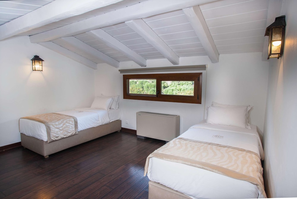 Acrotel Athena Residence 4/50
