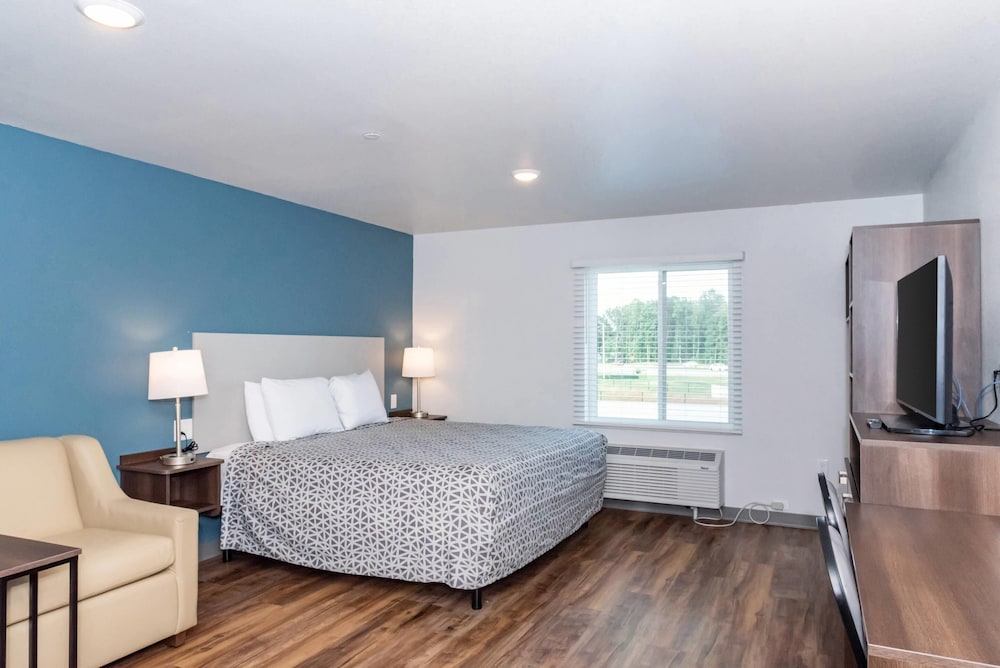 WoodSpring Suites Buford near Mall of Georgia-Lake Lanier 17/57