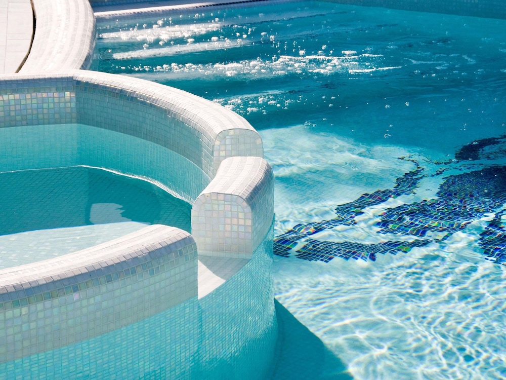 MERCURE RIMINI LUNGOMARE 37/71