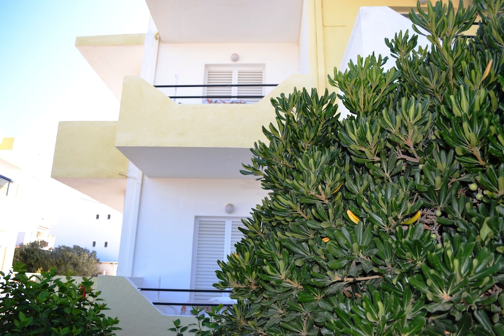 Yiannis Apartments Kos 23/25