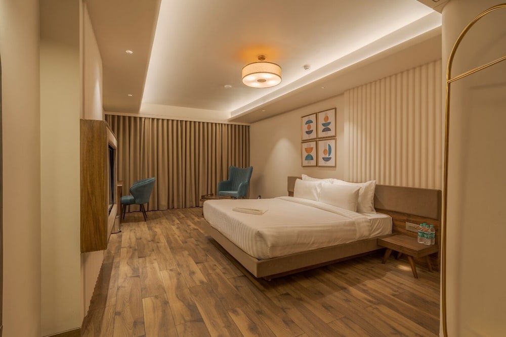 Phoenix Resort 19/37