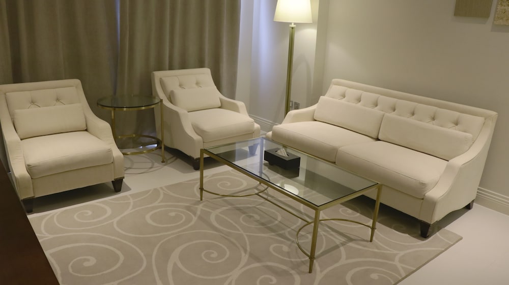 Delta Hotels by Marriott, Dubai Investment Park 33/68