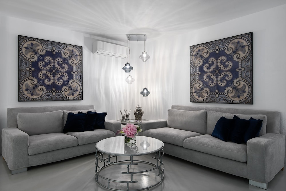 Riva Suites 28/50