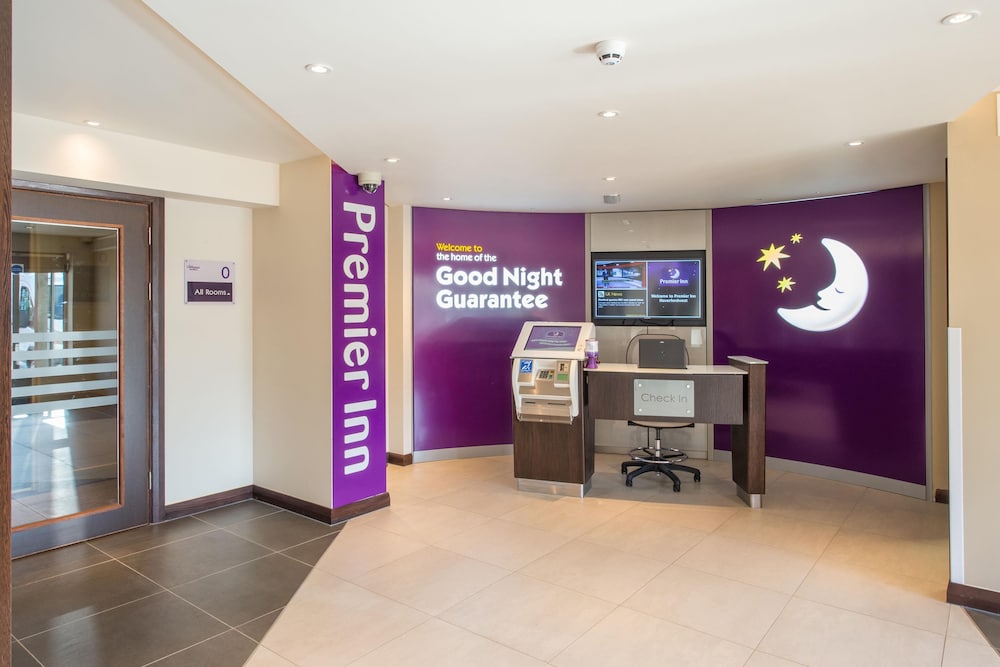 Premier Inn Haverfordwest (North/A40) 7/53