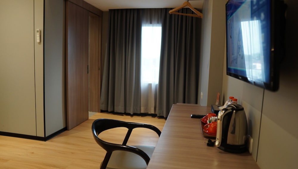 New Hollywood Pekanbaru 51/58