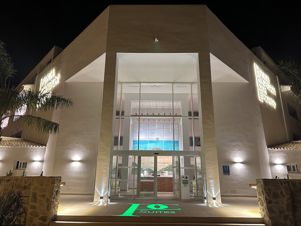 Punta Candor Suites 10/70