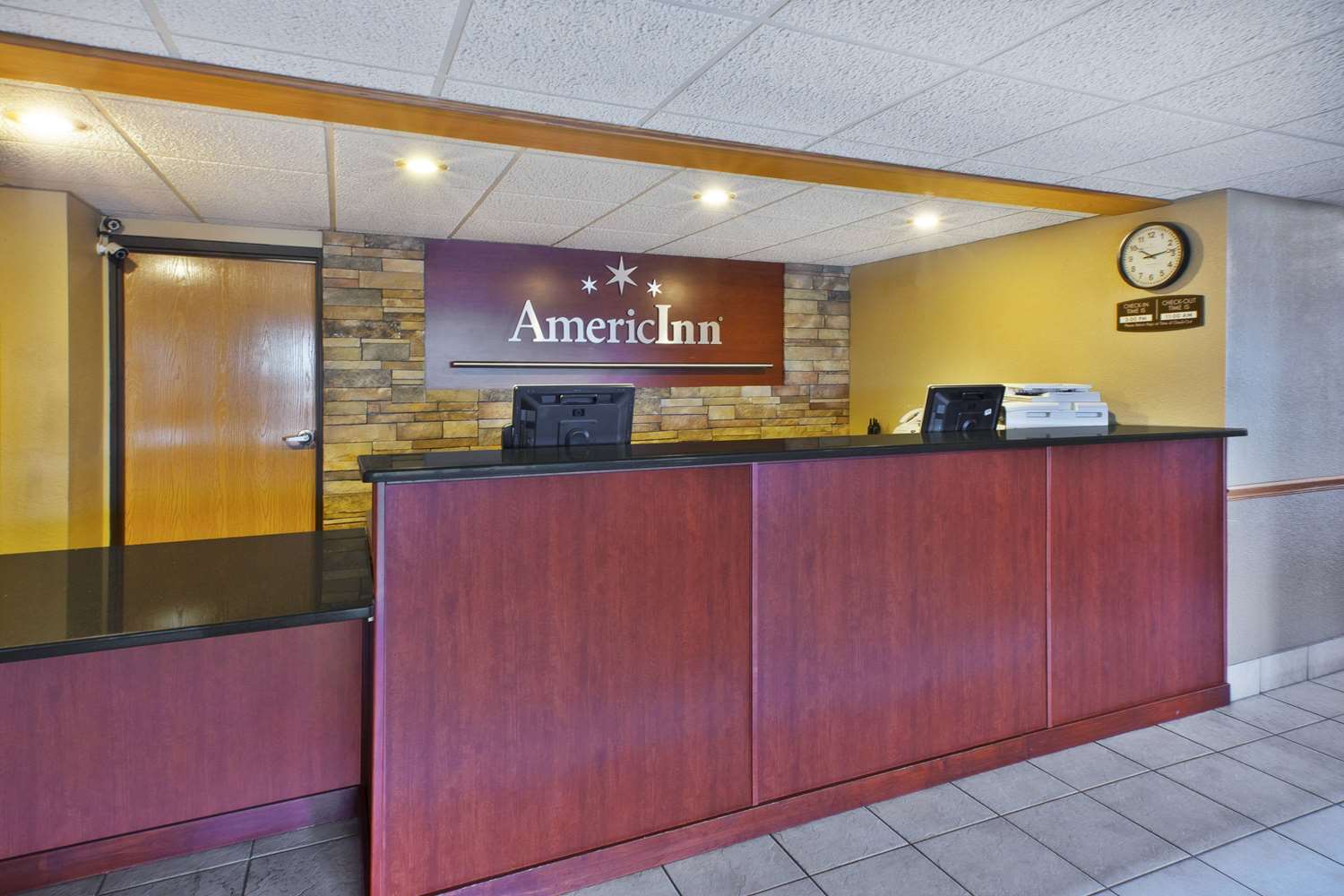 AmericInn by Wyndham Bay City 5/40