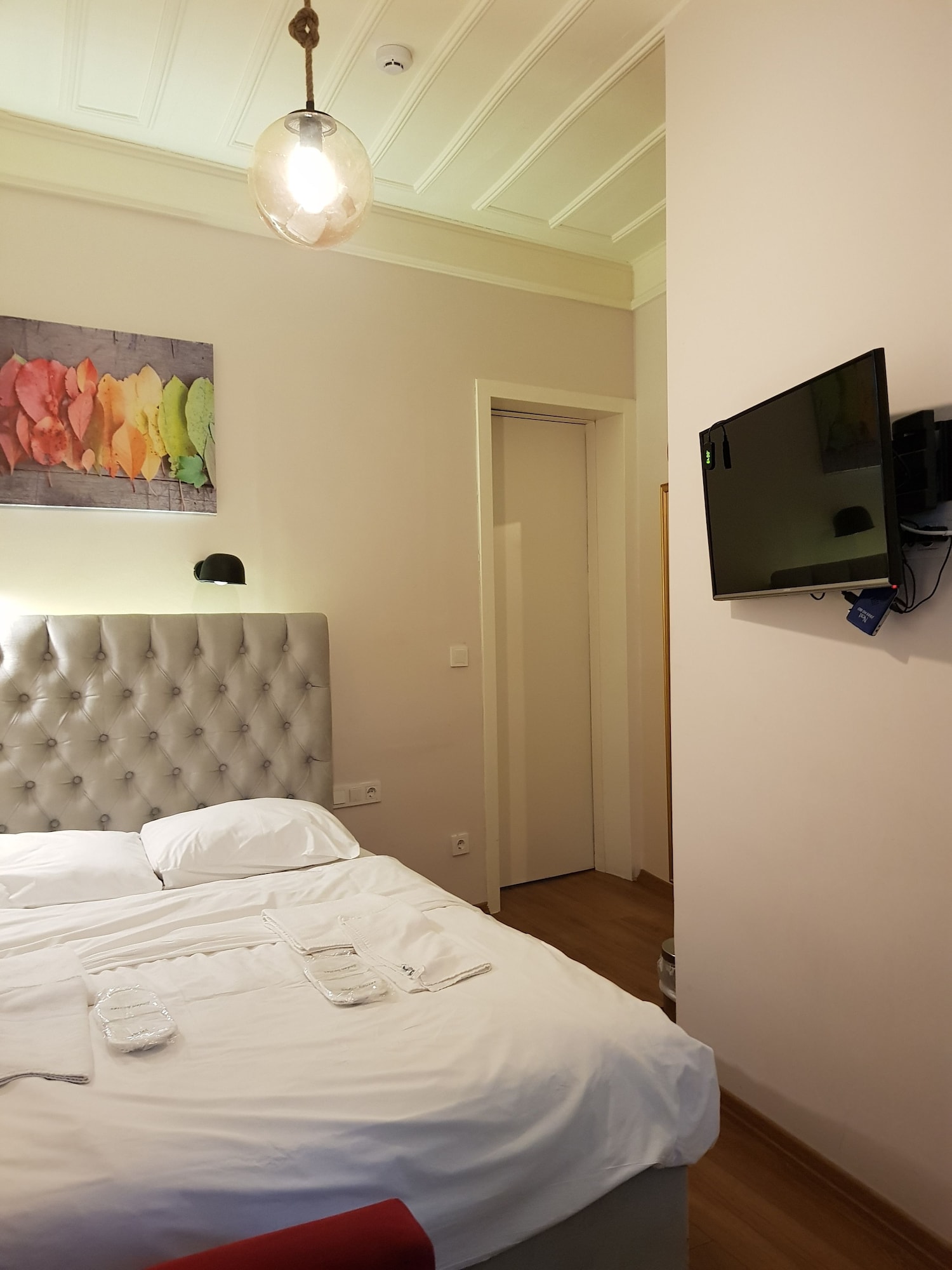 STUDIO, DOUBLE BED