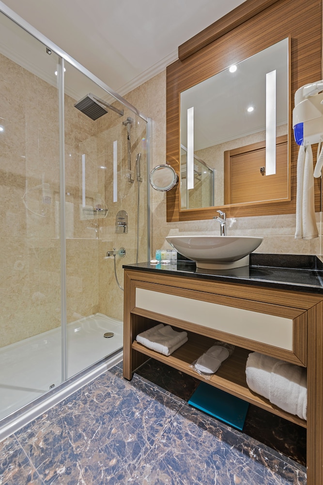 Downtown Ankara Hotel 42/44