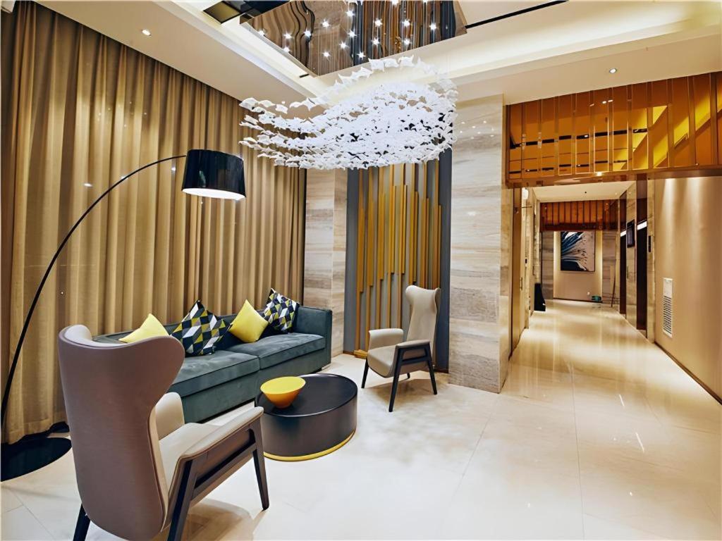 City Comfort Inn Nanning Nanhu Bridge Metro Station 46/64