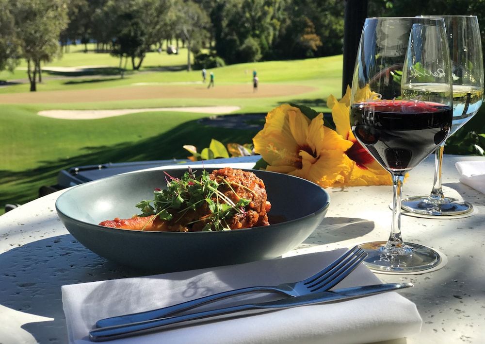 Noosa Springs Golf Resort Spa 22/65