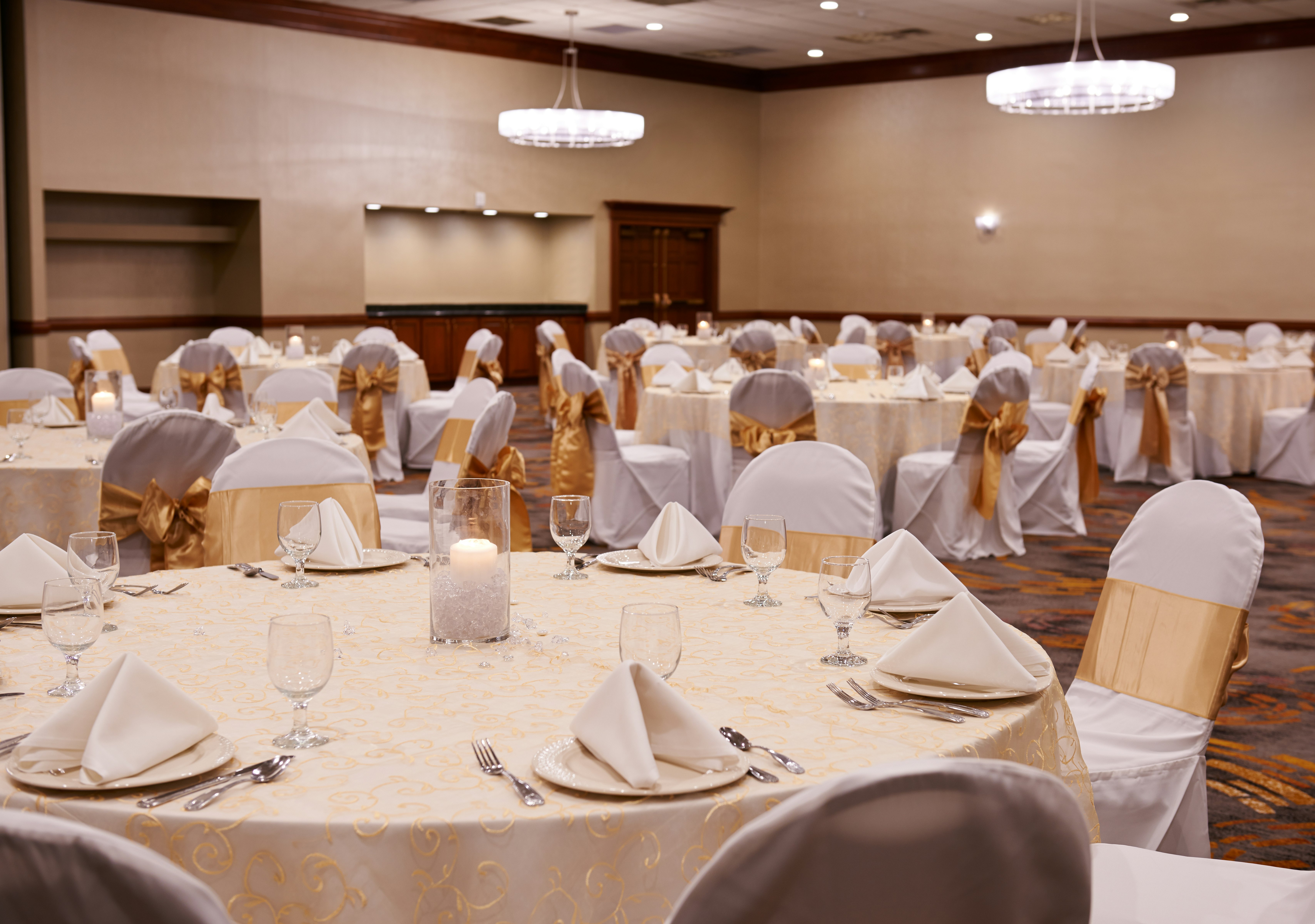 Doubletree By Hilton Detroit - Dearborn 19/21