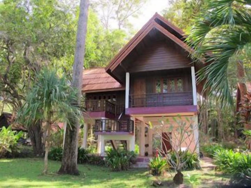 JOY BUNGALOW 17/49