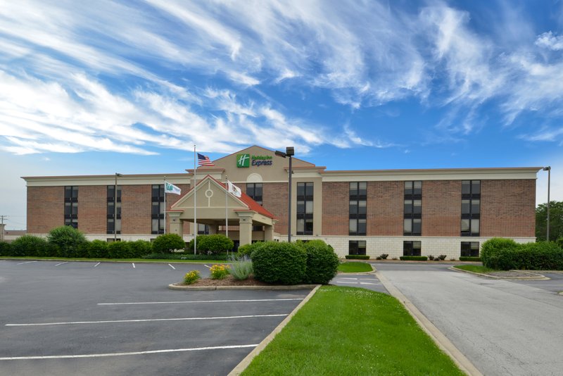 Holiday Inn Express Crestwood 69/69