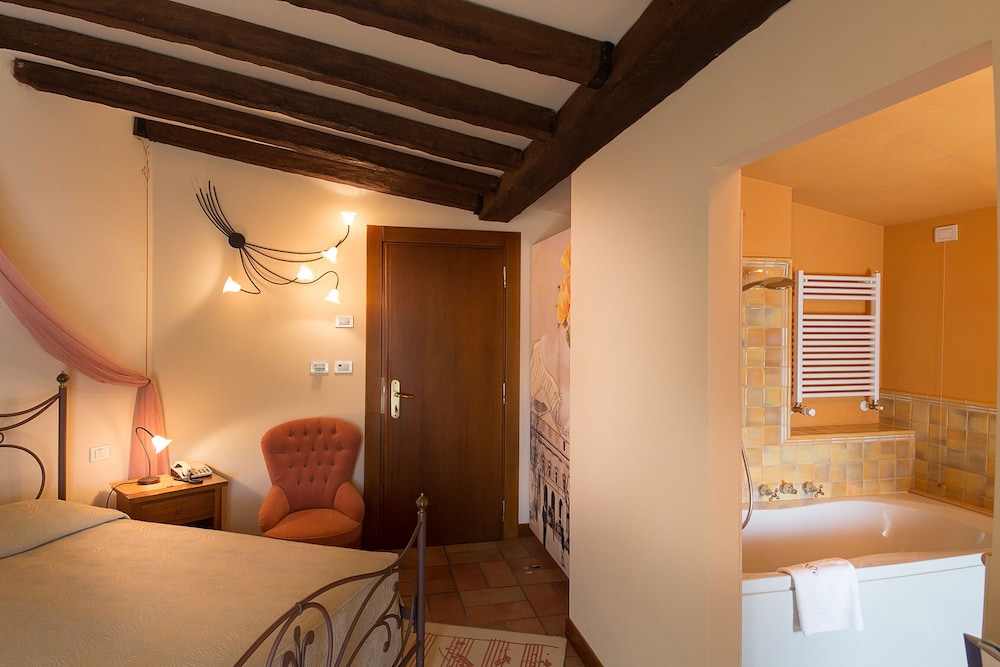 Hotel Serenella 20/73