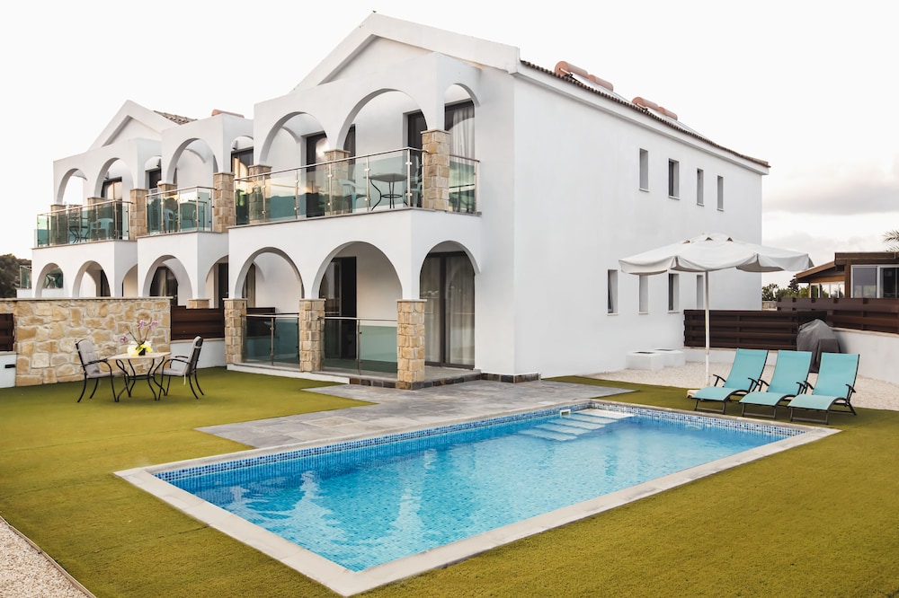 Latchi Escape Hotel and Suites 56/64