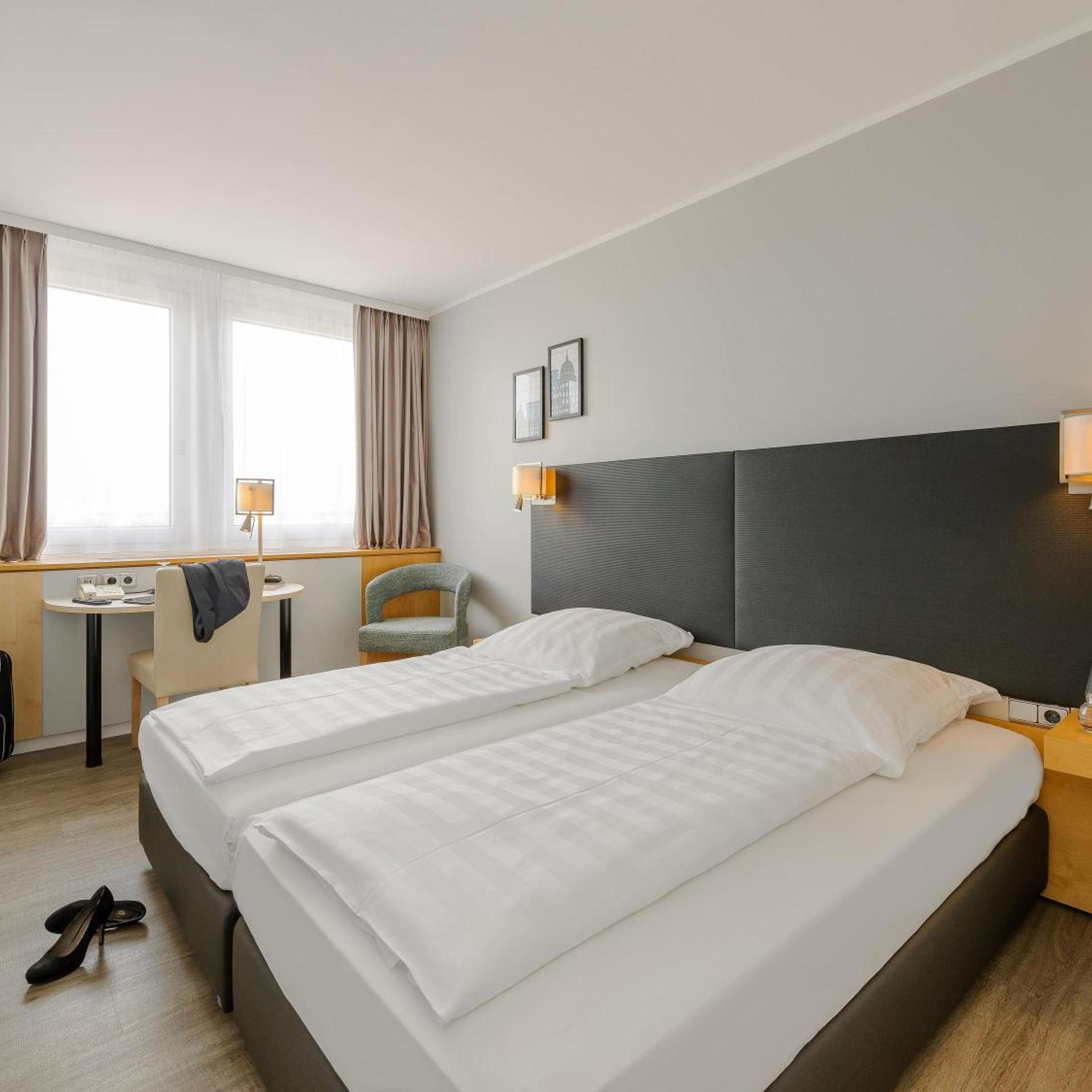 Standard, King Bed