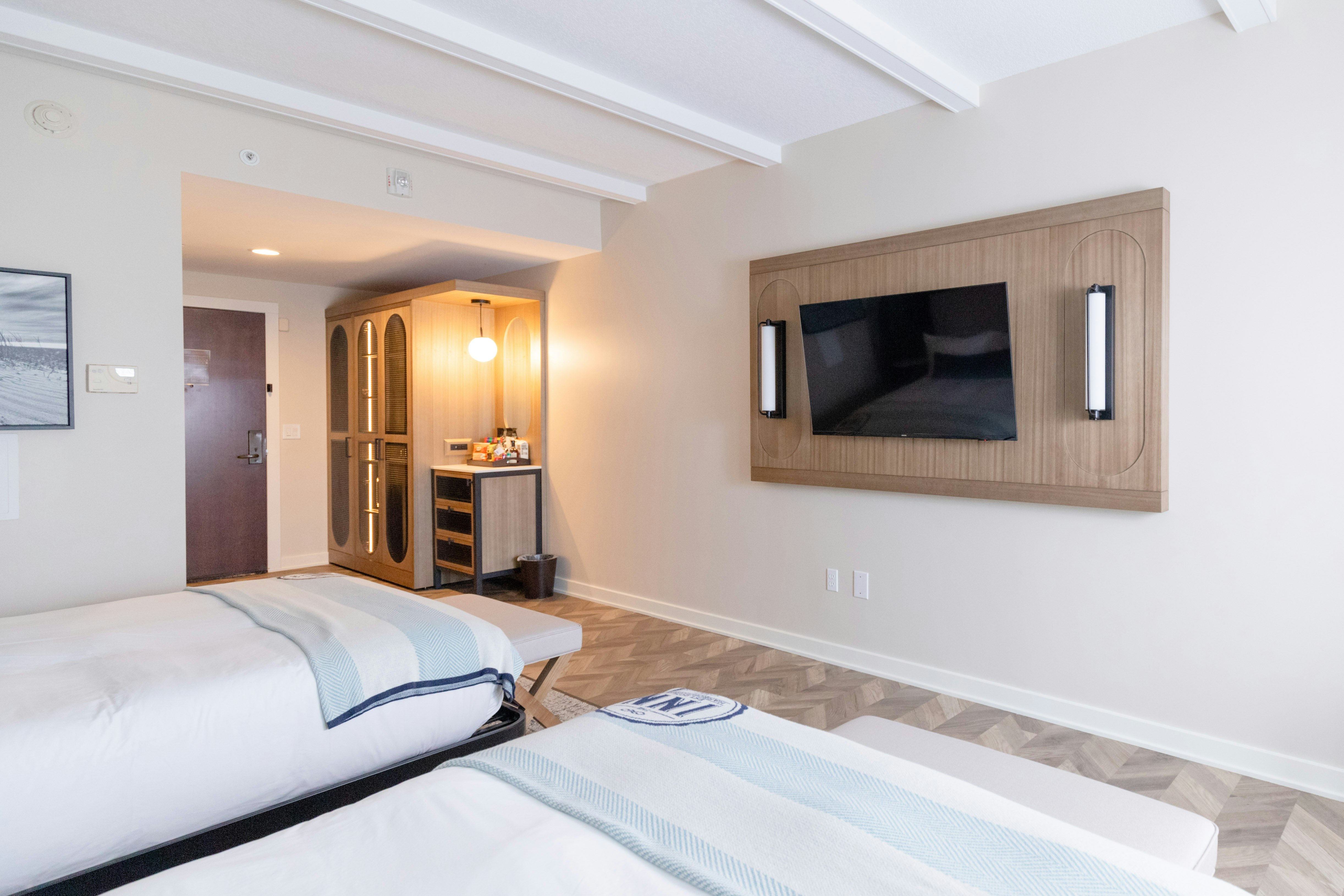 The Inn At Harbor Shores 7/48