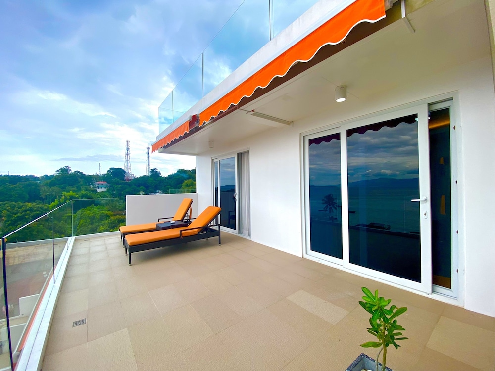 Lalaguna Villas Luxury Dive Resort & Spa 5/93
