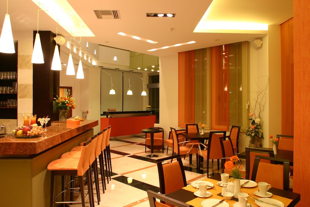 ALEXANDROS BOUTIQUE HOTEL 51/70